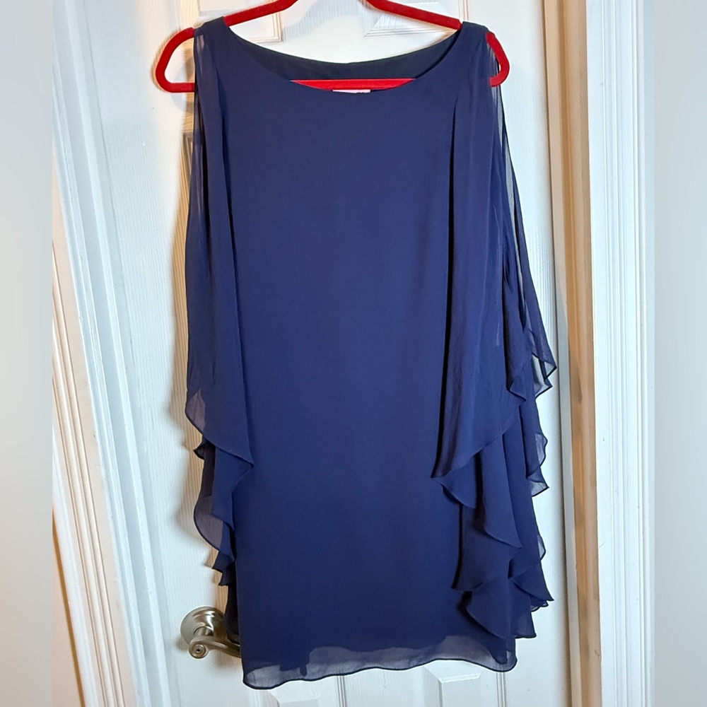 Sassy Lilly Pulitzer Marguerite Dress
Navy Blue Cold Shoulder Silk Ethereal